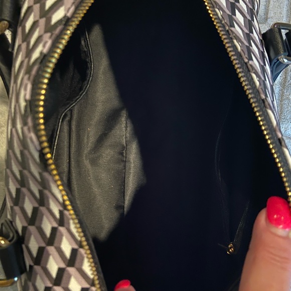 Gorgeous looks like Goyard satchel purse - Picture 4 of 8